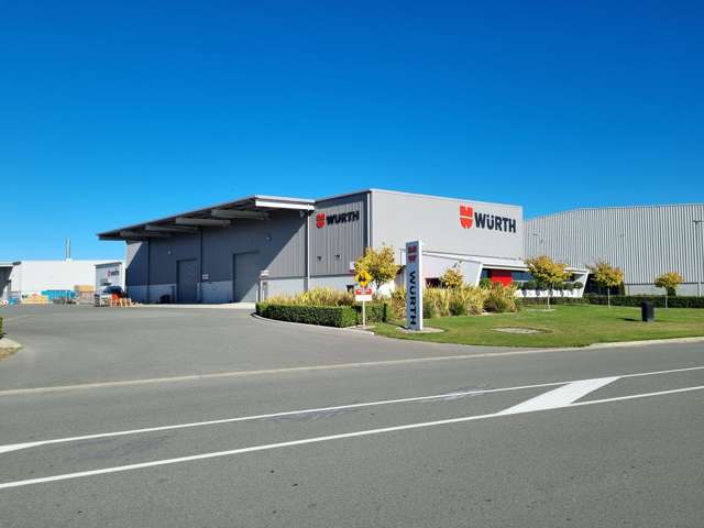 Modern Warehouse on the Airport Campus