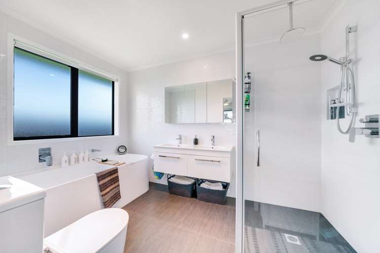 42 Twin Parks Rise Papakura_12