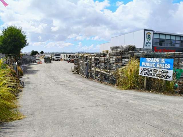 DESIGN BUILD ON ROSEBANK