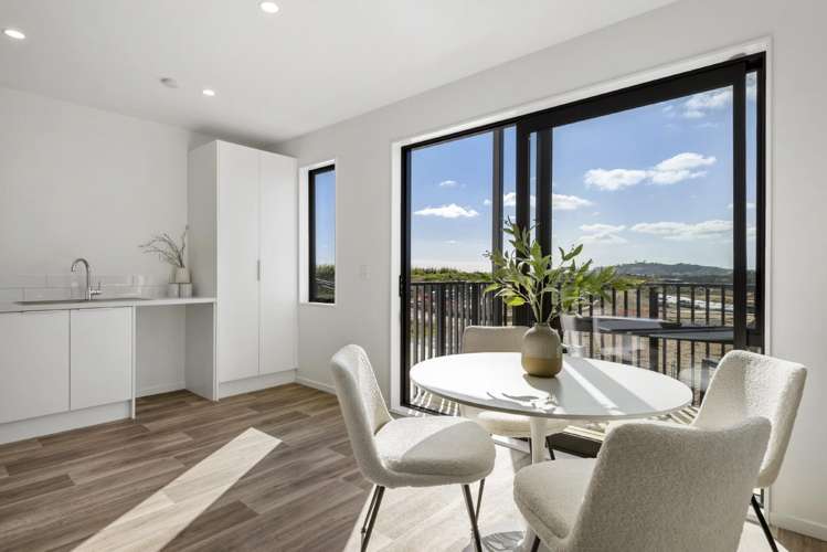 13 Te Toka a Whenua Ave_5