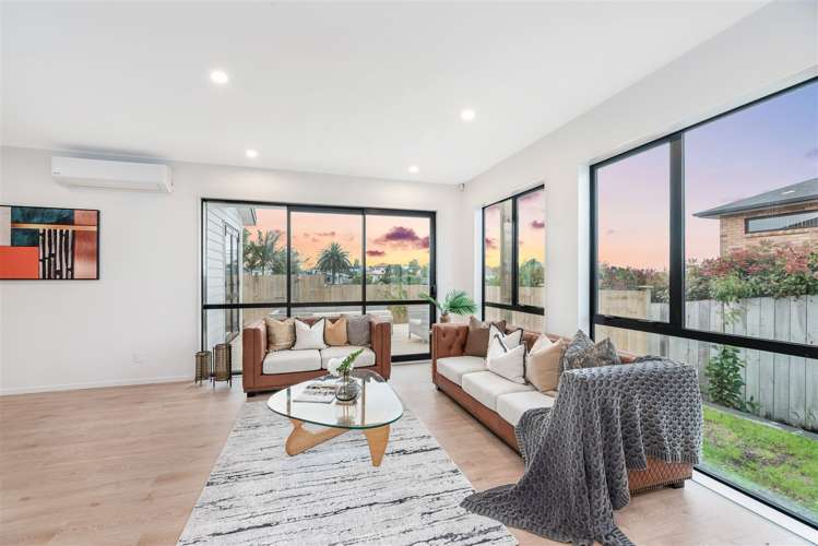 14 Matau Rise Te Atatu Peninsula_9