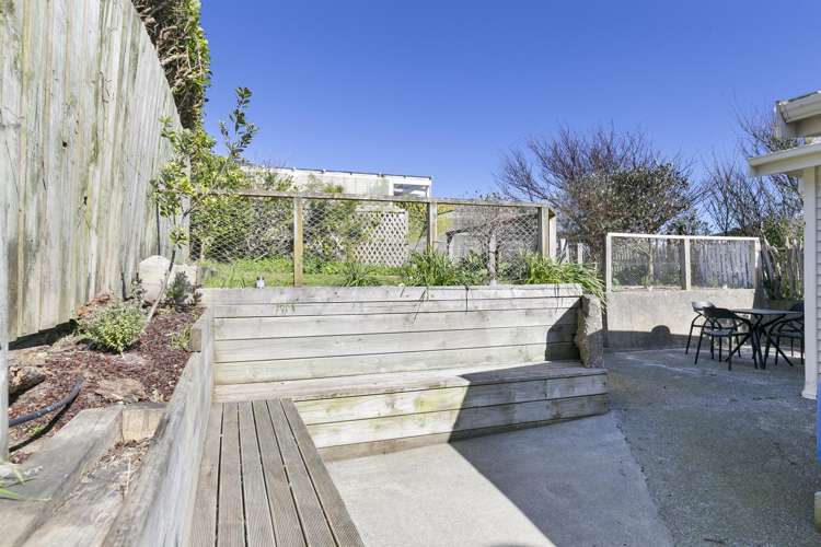 26 Avon Street Island Bay_11