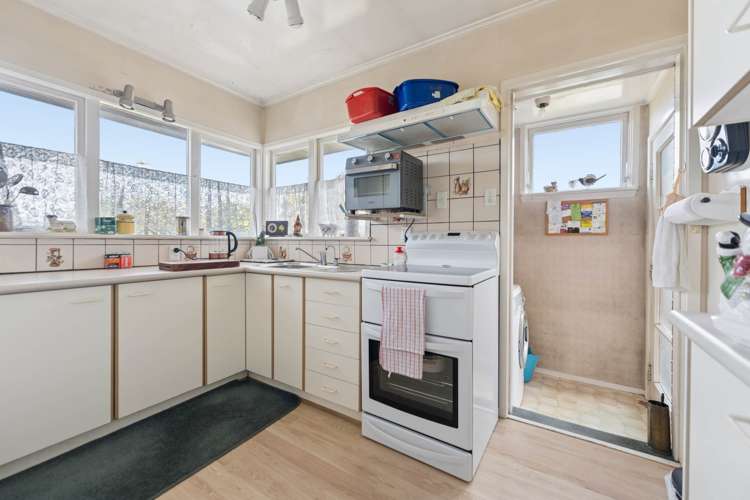 1/5 Evelyn Place Hillcrest_2