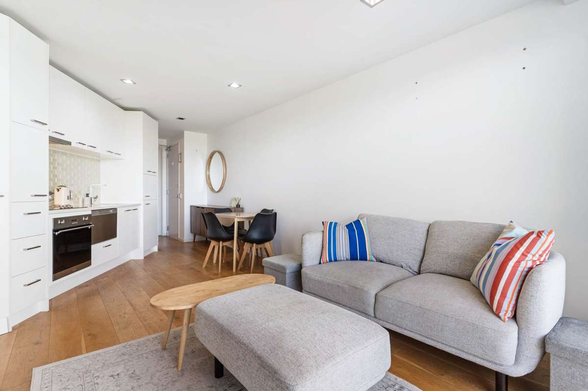 1E/17 Blake Street_1