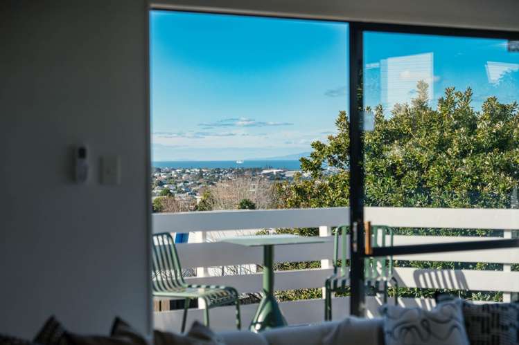 2/353 Glenfield Road Glenfield_9