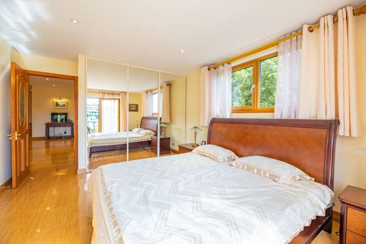 7 Craigieburn Lane Mount Pleasant_5