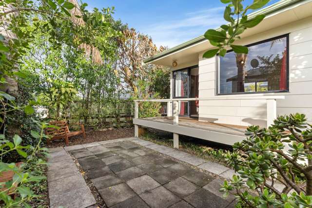 2/95 Wharf Road Te Atatu Peninsula_1