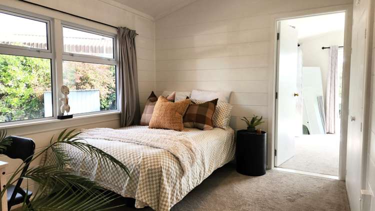 16 Te Hatepe Avenue Taupo_4