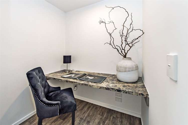 51 Clarks Road Lincoln_11