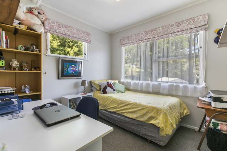 32 Dolbear Street Titirangi_10