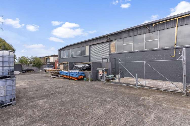 3 Bancroft Crescent Glendene_11