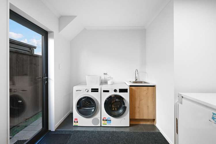 31 Halley Drive 1053_16