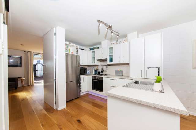 8/46 West View Road Westmere_4