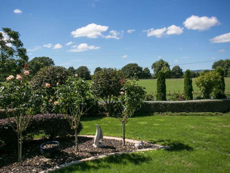 73 Cowley Drive Leamington_20