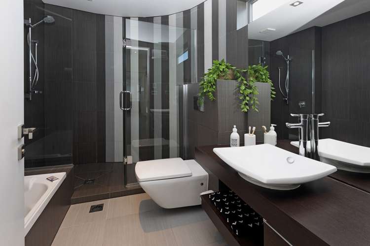 53 Hawthorne Street Strowan_23