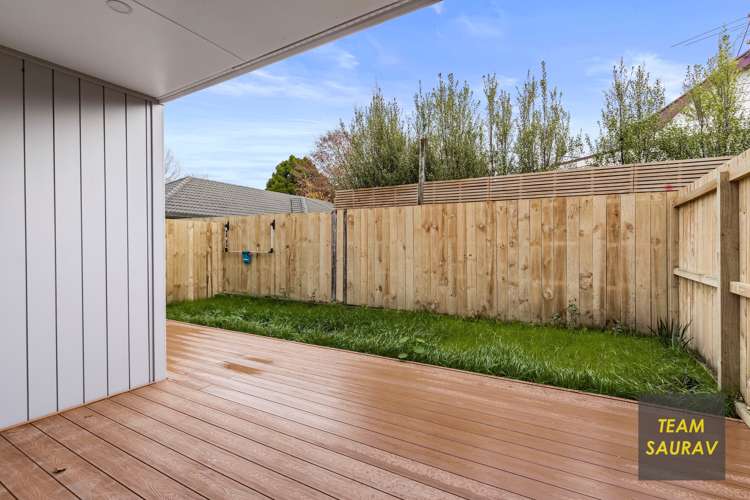 8/16 Clark Road Pahurehure_5