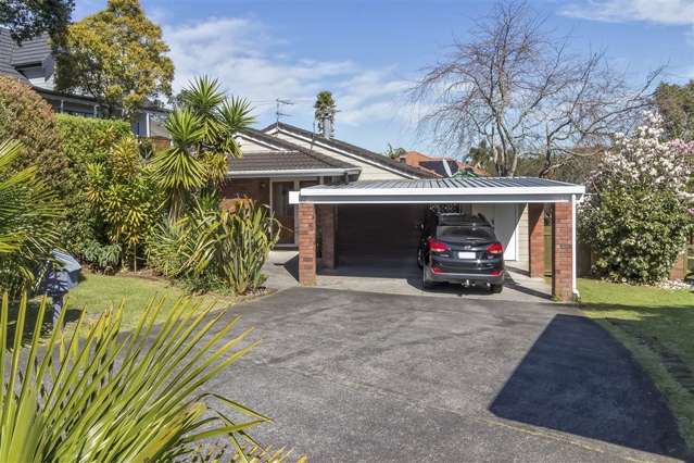 5 Photinia Place Botany Downs_2