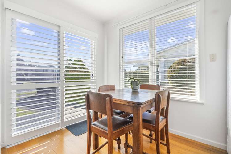 7 Koru Street Mangere Bridge_8