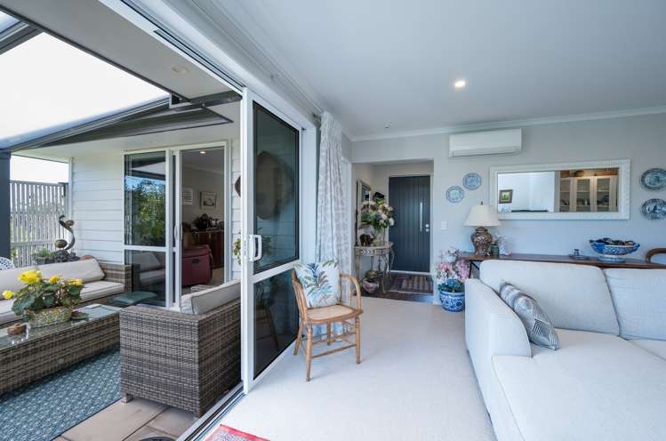 58 Fairose Drive Richmond_17