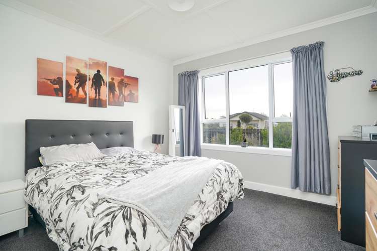 200 Pomona Street Strathern_9