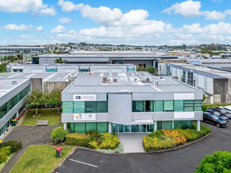 Unit F/112 Bush Road Rosedale_11