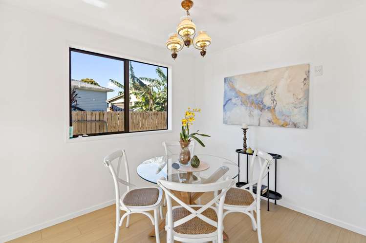 9 Massine Place Randwick Park_17
