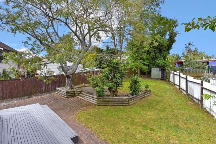 2/11 Dalmahoy Place Wattle Downs_8