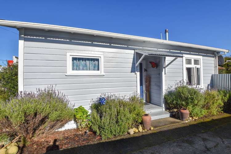 214 High Street South Carterton_18