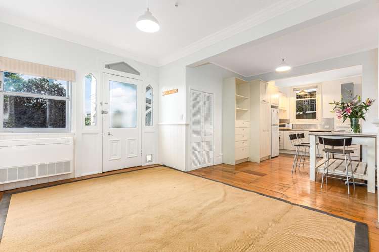 13 Tinakori Road Thorndon_21