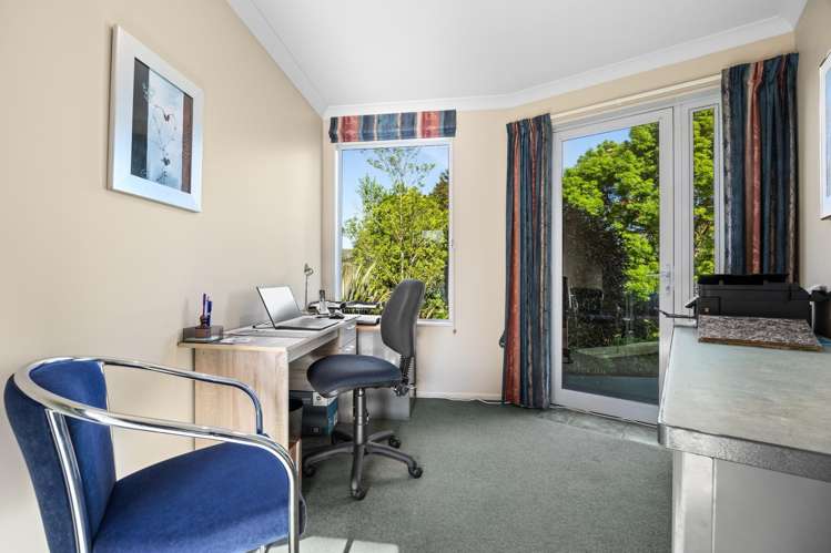 4 Marchwood Grove Richmond_17