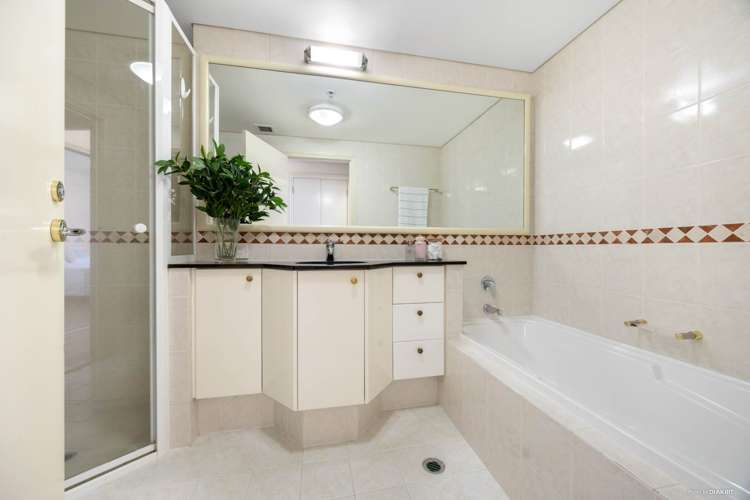 902/8 Albert Street Auckland Central_12