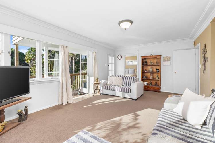 167 Simpson Road Henderson Valley_16