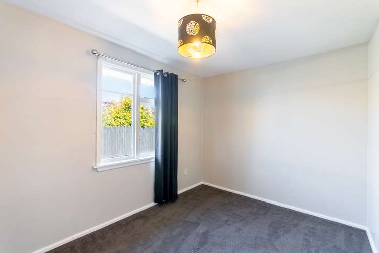 7 Boys Place Shirley_9