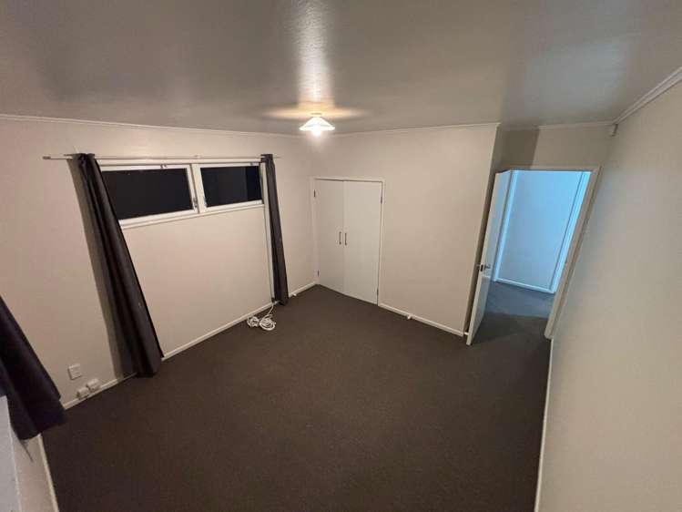  17 Thornlow Street Glendene_7