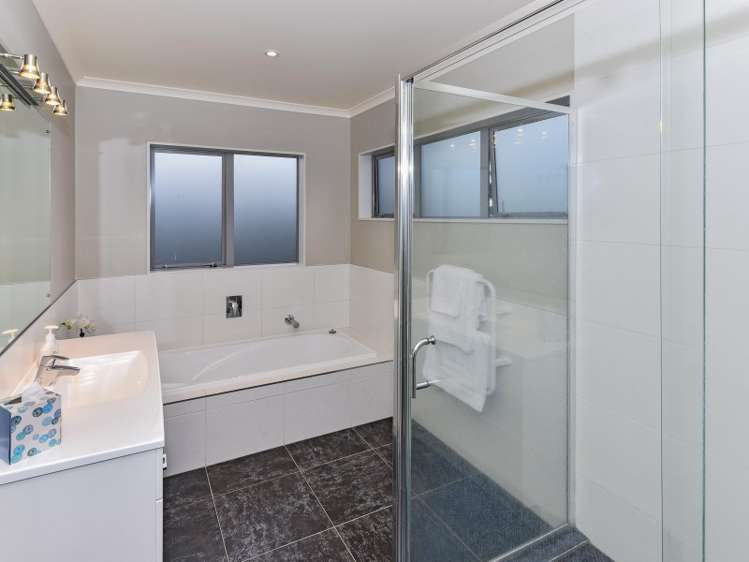 13 Aldon Lane The Gardens_21