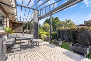 8 Riviera Place_4