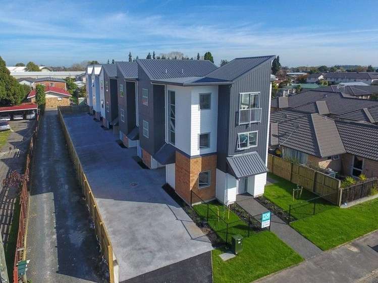 4/47 Cameron Road Hamilton East_1