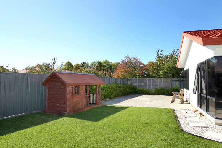 1 Cadogan Lane Taradale_16