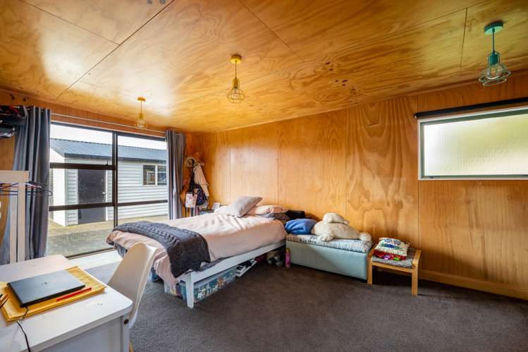 19 Takiroa Street Urenui_16