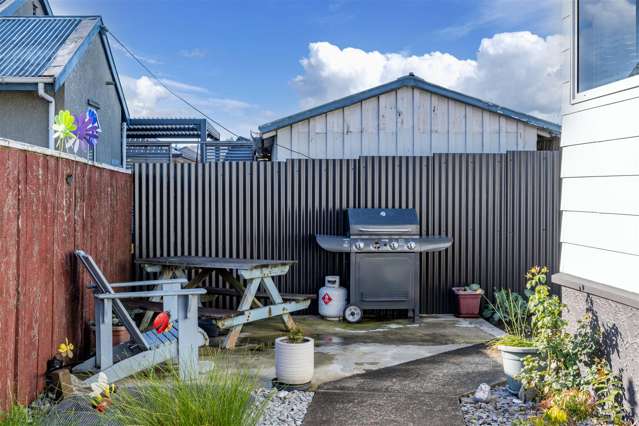 1/6 Louisson Avenue Stoke_4