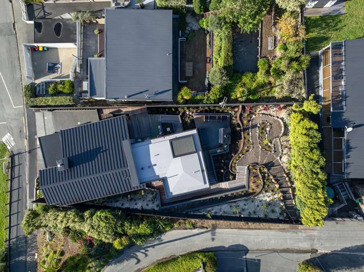 11 Beach Road Akaroa_37