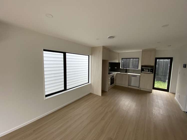 5/20 Metcalfe Road Ranui_2