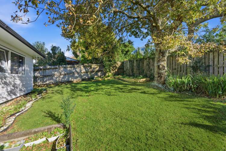 21b Taurus Crescent Beach Haven_9