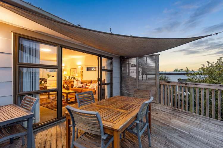 19 County Road Torbay_31