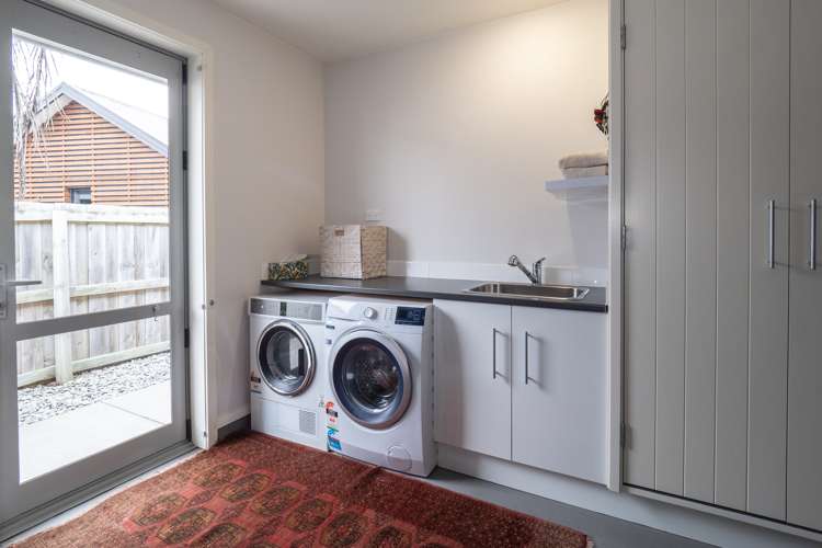 11 Orchard Grove Netherby_15