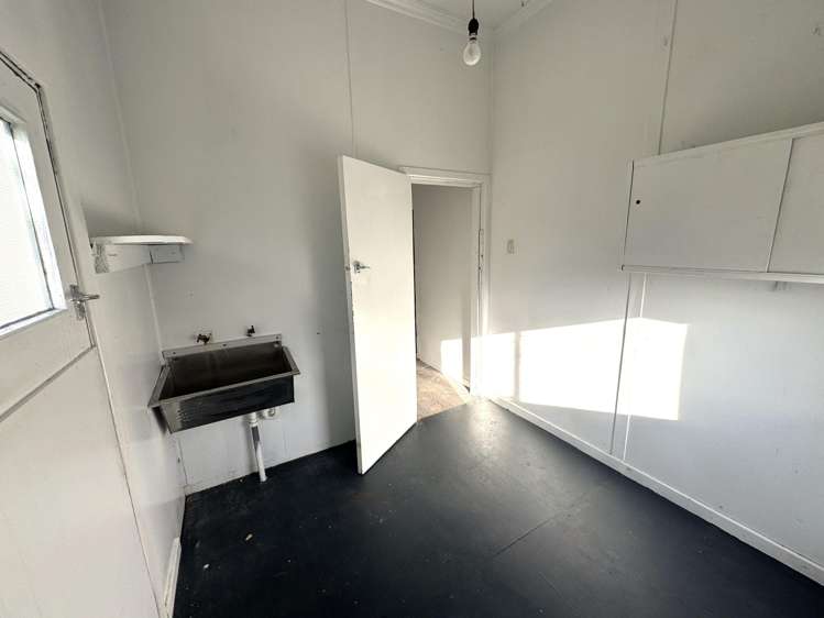 21 Elderlee Street Milton_21