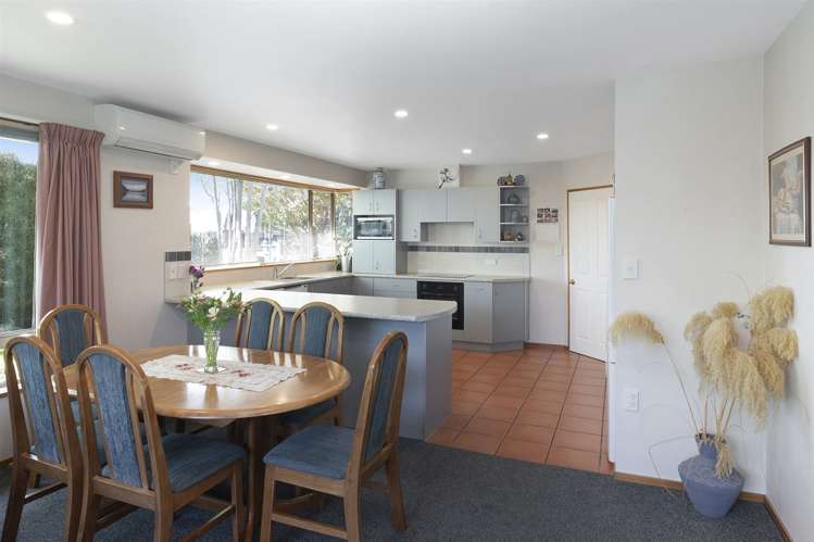 25 Chesterfield Mews Russley_17