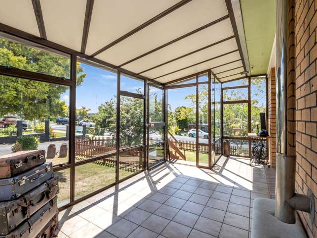 38 Pelorus Street Glenview_2