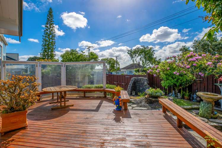 34 Smale Street Point Chevalier_19