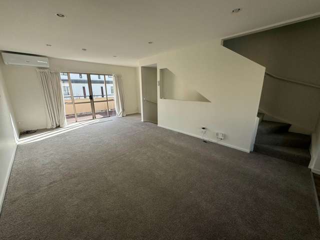 6/14 Ambrico Place New Lynn_2